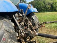 2010 NEW HOLLAND T7040 4WD TRACTOR - 60