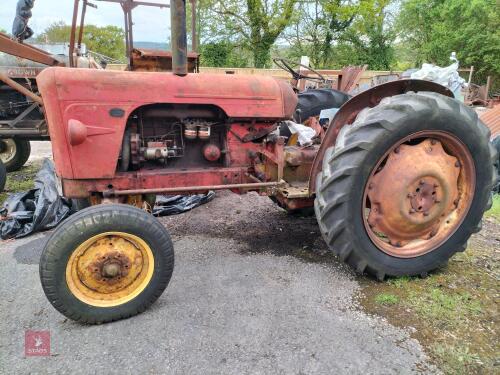 1960's DAVID BROWN 990 2WD TRACTOR (S/R)