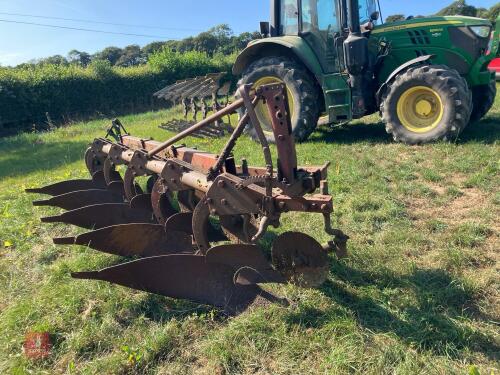KVERNELAND 5 FURROW CONVENTIONAL PLOUGH