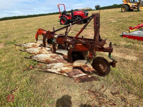 KVERNELAND 4 FURROW CONVENTIONAL PLOUGH