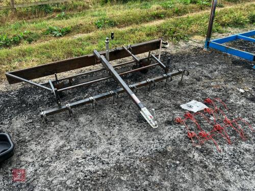 BROWNS EQUINE MENAGE LEVELLER