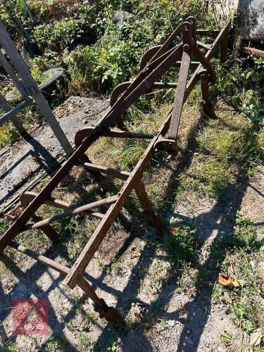 MASSEY FERGUSON CULTIVATOR