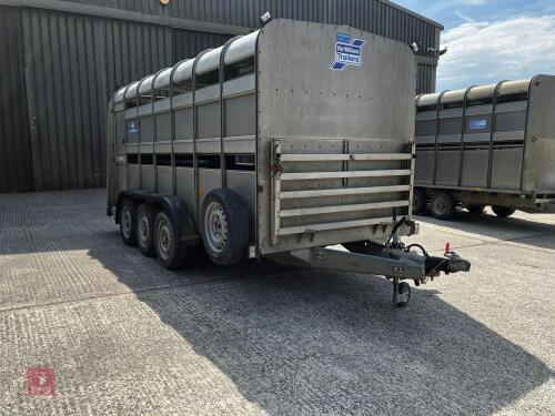 2014 IFOR WILLIAMS 14' LIVESTOCK TRAILER