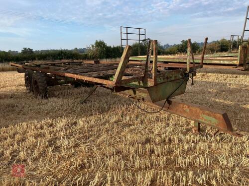 27' TWIN AXLE BALE TRAILER (S/R)