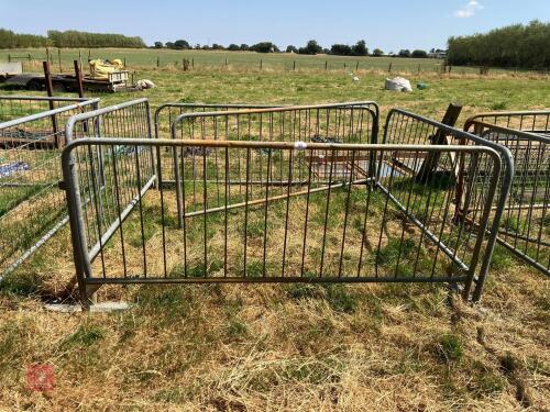 5 X 8' METAL BARRIERS (51)