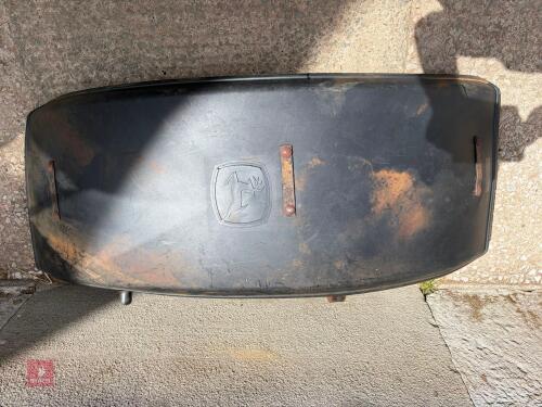 JOHN DEERE MUDGUARD