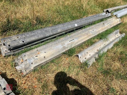 10 MOTORWAY CRASH BARRIERS (6)