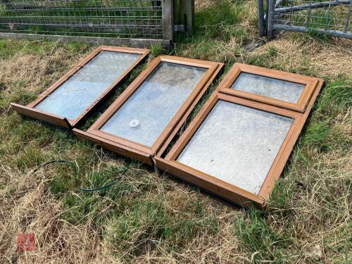 3 MIXED WINDOWS (54)