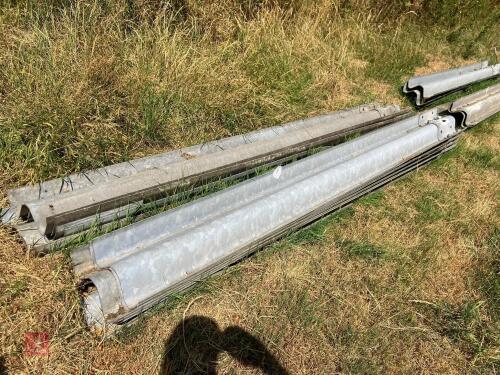 13 MOTORWAY CRASH BARRIERS (7)