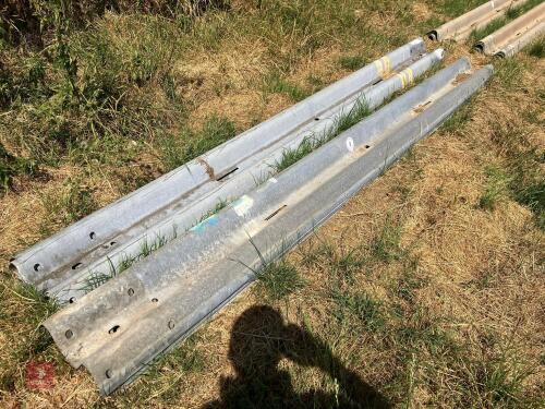 8 MOTORWAY CRASH BARRIERS (9)