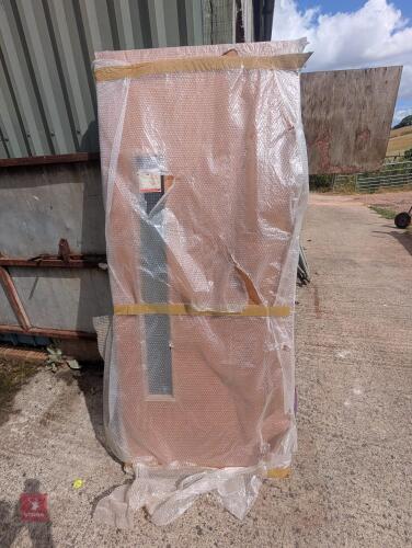INTERNAL PLY FD30 FIRE DOOR WITH GLAZING