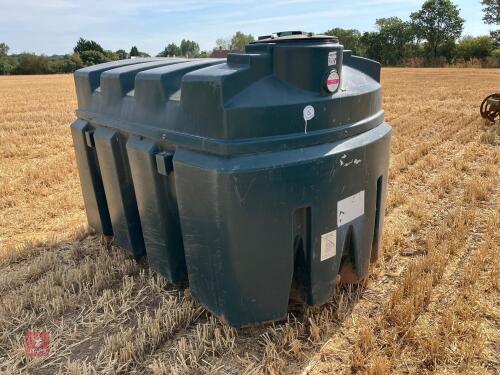 TITAN 2500L BUNDED FUEL TANK (5)