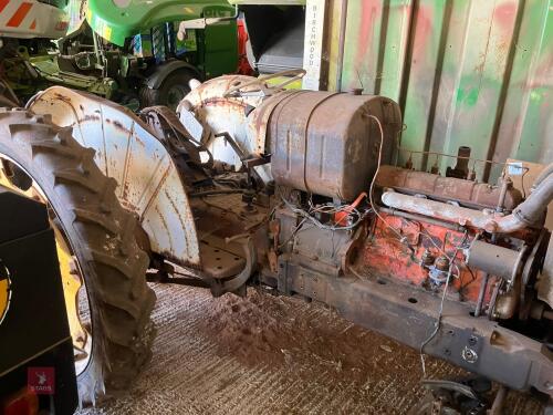 1969 DAVID BROWN 1200 2WD TRACTOR (S/R)