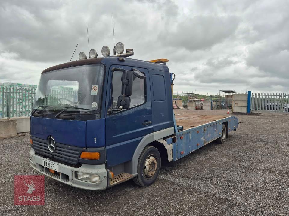 2001 MERCEDES ATEGO