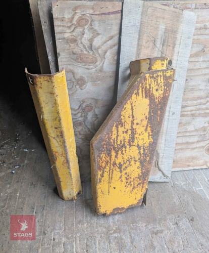 PAIR OF JCB GUARDS