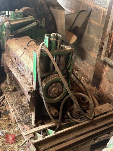 JOHN DEERE CORN CRACKER