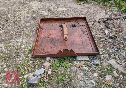 HOMEMADE IMPLEMENT MOUNTING PLATE