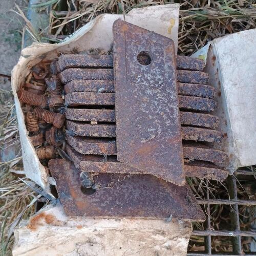 10 X KVERNELAND LH PLOUGH POINTS (5)