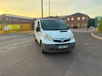 2009 VAUXHALL VIVARO 2.0L VAN - 5