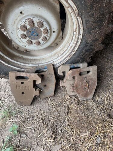 3 X 1986 FORD FRONT TRACTOR WEIGHTS