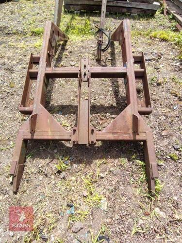 STEELFAB HYDRAULIC LOADER