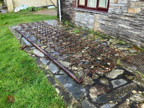 SET OF 5 LIGHT SEED DRAG HARROWS