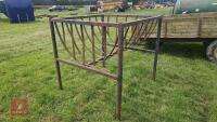 CRADLE BALE FEEDER - 5