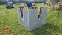 5' SQUARE BALE FEEDER - 5