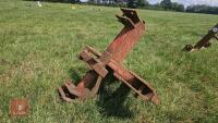 BROWNS MOLE PLOUGH - 8