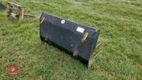 EURO 8 1.3M DUNG GRAB - 3