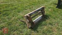 EURO 8 TWIN BALE SPIKE - 4