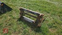 EURO 8 TWIN BALE SPIKE - 6