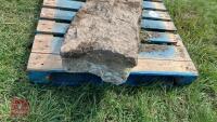 4' 3'' GRANITE POSTS - 5