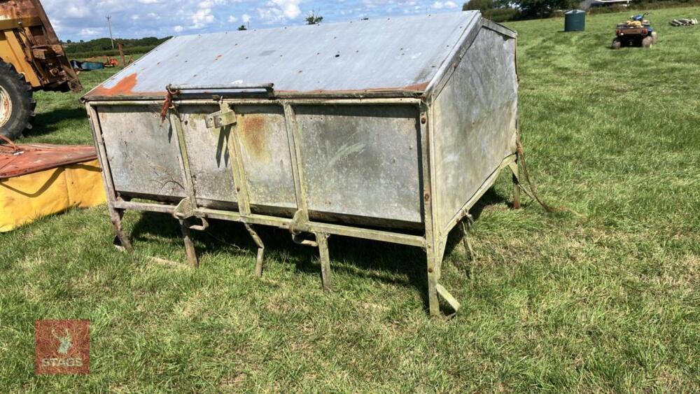 GALVANISED 8' CALF CREEP FEEDER