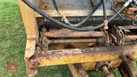 2007 RICHARD WESTERN D12 FYM SPREADER - 6