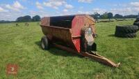 SIDE DISCHARGE DUNG SPREADER