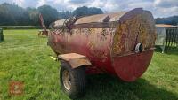 SIDE DISCHARGE DUNG SPREADER - 12