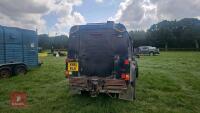 2011 LAND ROVER DEFENDER 100 - 26
