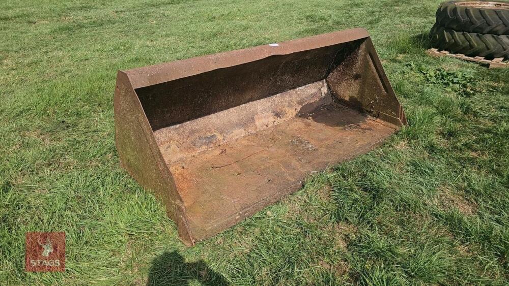 2.7M TRACTOR LOADER BUCKET