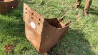 12'' DIGGER BUCKET - 8