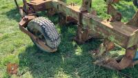 DOWDESWELL DP7E 6F REVERSIBLE PLOUGH - 16