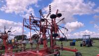 1998 KUHN GA7301 TWIN ROTOR RAKE - 22