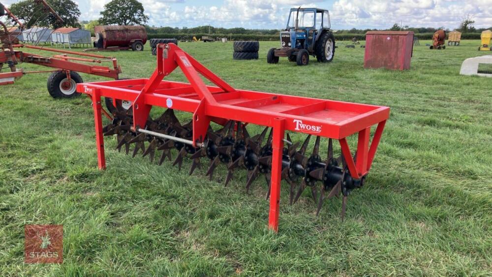 TWOSE 10' AERATEOR/SLITTER