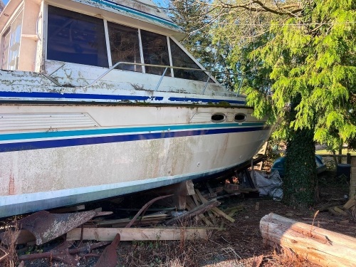 CRUISE CRAFT 36' BOAT