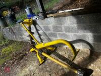 DANUSER POST HOLE BORER - 17