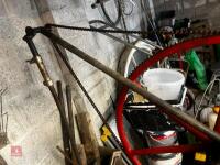 WOLSELEY HAND CRANKED SHEARER UNIT - 2
