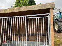 LARGE WOODEN DOG KENNEL AND RUN - 4