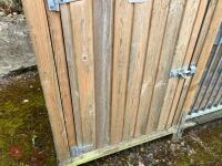 LARGE WOODEN DOG KENNEL AND RUN - 18