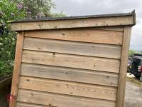 LARGE WOODEN DOG KENNEL AND RUN - 20
