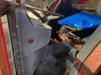 1976 INTERNATIONAL 674 2WD TRACTOR - 49